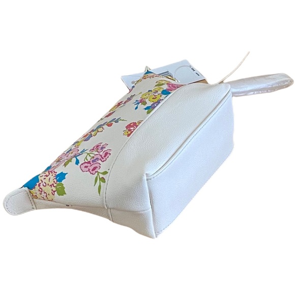 Betsey Johnson Versatile High Quality Floral Cosmetic /Wristlet Bag - Picture 2 of 9